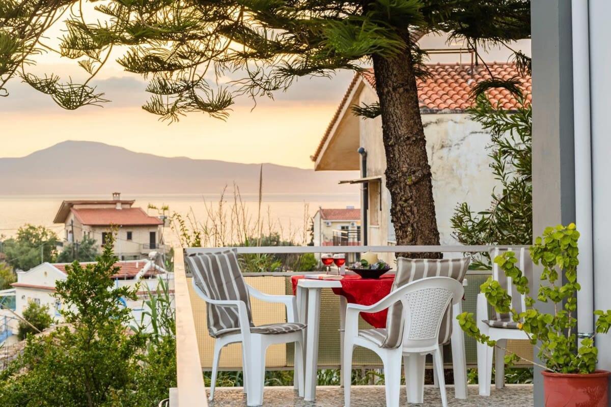 Seaside Family Haven - Avia'S Spacious Getaway Avía Exterior foto